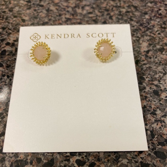 Kendra Scott Earings - Picture 2 of 2